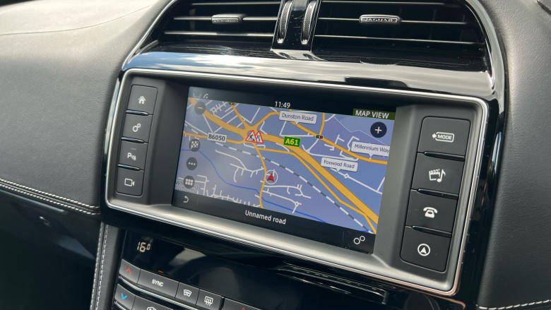 Jaguar F-Pace 2.0d R-Sport 5dr Auto AWD Diesel Estate
